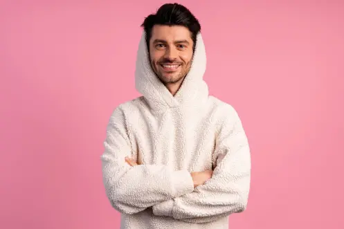 fleece-hoodie-your-cozy-winter-wardrobe-essential-507584-1735397536